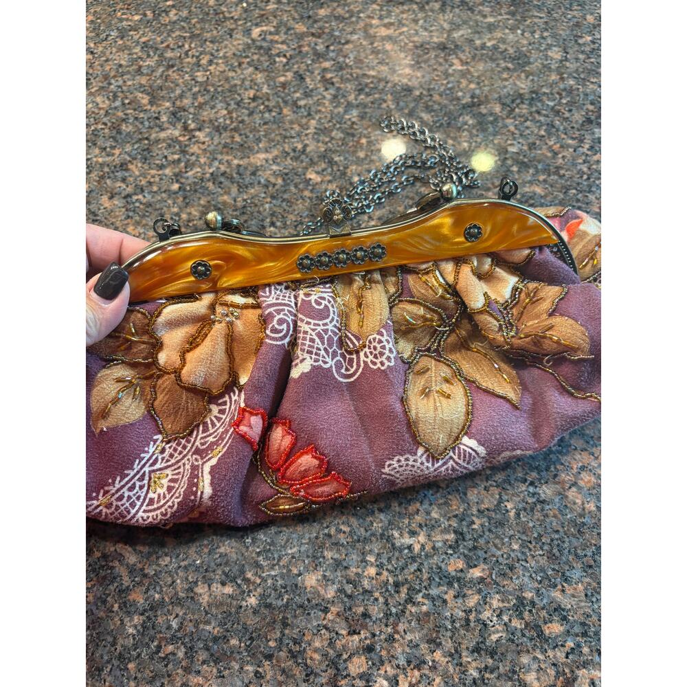 Vintage Velia Tortoise Frame Beaded Floral Clutch - Picture 11 of 12